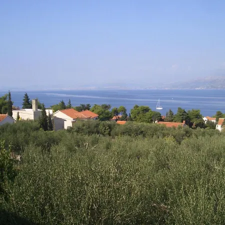 Marino - 150 M From Beach Appartamento Splitska
